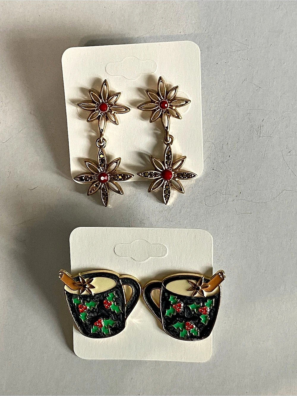 Christmas holiday earring set (2 pairs) Sugarfix Mug and Gold Starburst